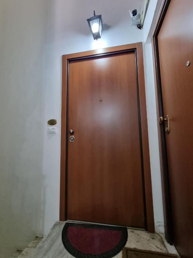 Apartments Amica Таранто Екстериор снимка