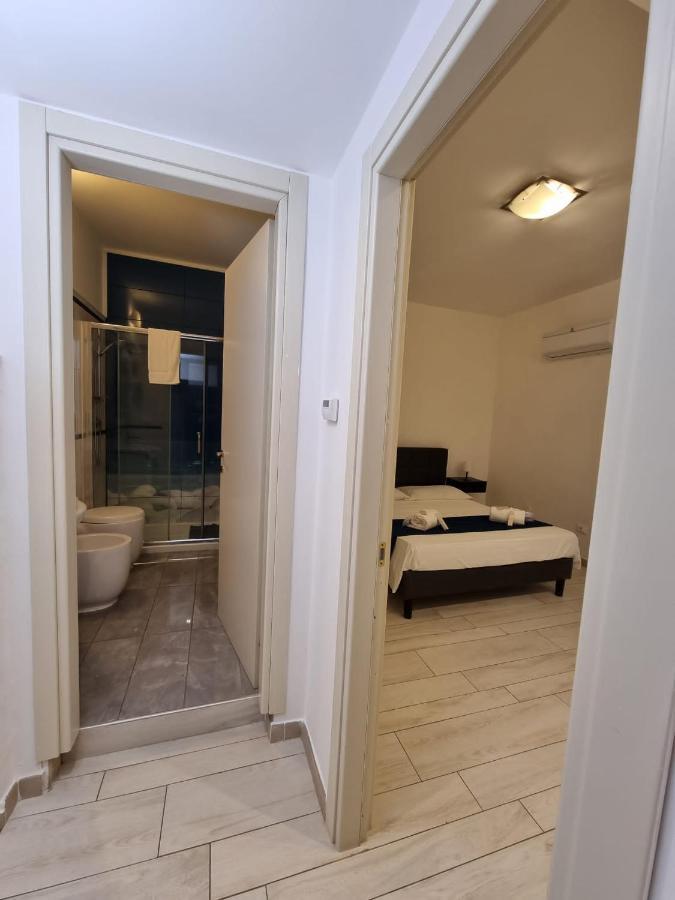 Apartments Amica Таранто Екстериор снимка